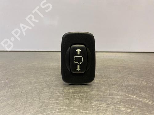 Used Switch Switch PEUGEOT EXPERT Van (VF3A_, VF3U_, VF3X_) 1.6 HDi 90 16V (90 hp) 40050352 40050352