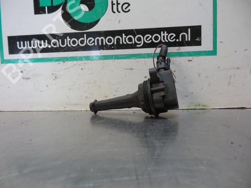 Used Ignition coil VOLVO V70 II (285) 2.4 (140 hp) 19609845