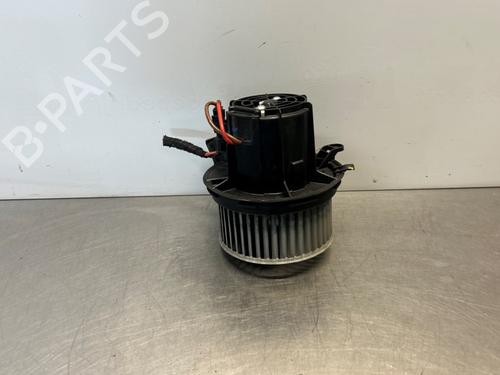 Used Heater blower motor MERCEDES-BENZ C-CLASS (W204) C 200 Kompressor (204.041) (184 hp) 29056502