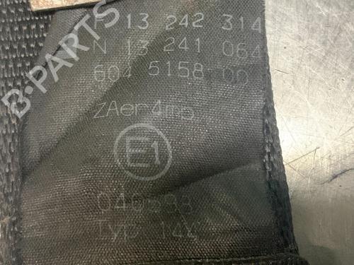 Front right seatbelt OPEL ASTRA H Estate (A04) 1.7 CDTI (L35) | BP19619328I25 