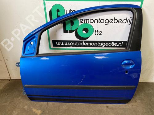 Used Left front door PEUGEOT 107 (PM_, PN_) 1.0 (68 hp) 28173335