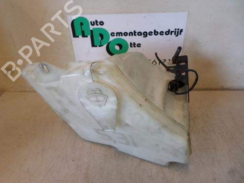 Used Windscreen washer tank BMW 3 (E46) 318 i (118 hp) 19586798