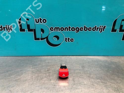 Used Warning switch NISSAN MICRA III (K12) 1.2 16V (65 hp) 20719436