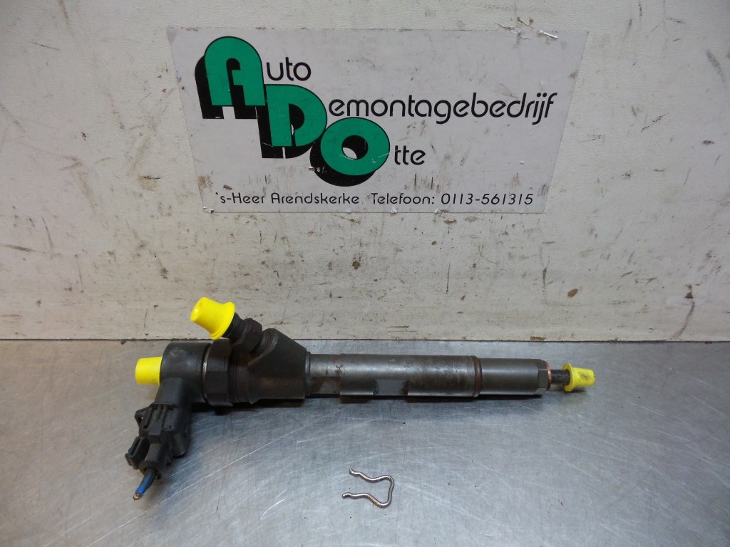 Fuel injector nozzle Jeep Grand Cherokee 3.0 CRD V6 24V - A6420700495 642980