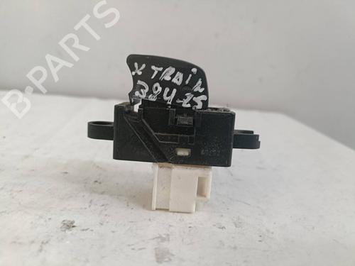 Used Right rear window switch Right rear window switch 36673031 36673031