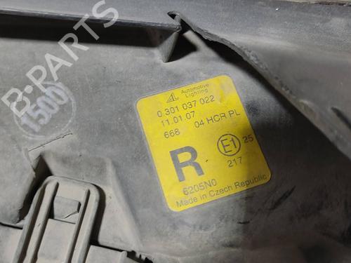 Right headlight PEUGEOT 406 (8B) 2.0 16V | BP19711156C29 