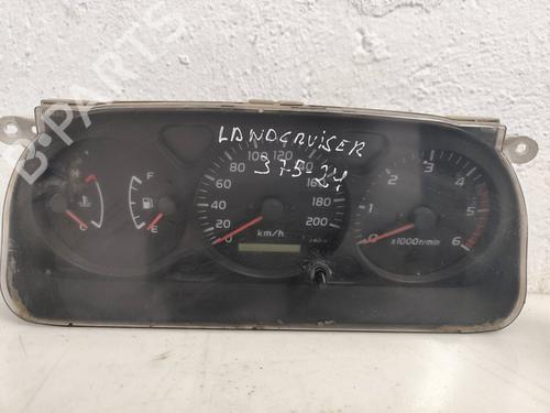 Used Instrument cluster TOYOTA LAND CRUISER 90 (_J9_) [1995-2003]  25118369
