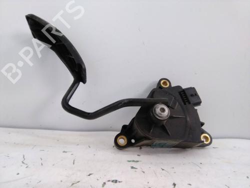 Used Pedal RENAULT CLIO III (BR0/1, CR0/1) [2005-2014]  19559124