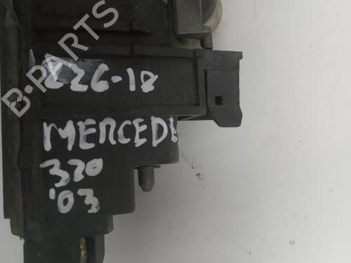 Tailgate handle MERCEDES-BENZ E-CLASS (W211) E 320 CDI (211.026) | BP19559755C132 