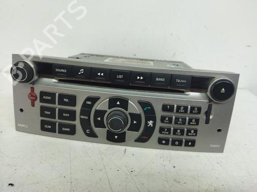 Used Radio PEUGEOT 407 (6D_) 2.0 (6DRFNB, 6DRFNE) (136 hp) 32046600