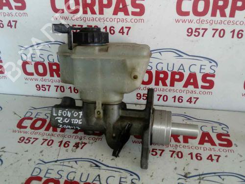 Used Brake master cylinder SEAT LEON (1P1) [2005-2013]  19549295