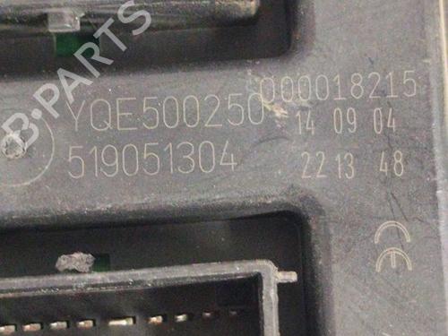 Fuse box LAND ROVER DISCOVERY III (L319)  | BP29437616E1 