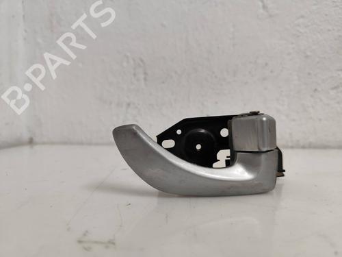 Used Front right interior door handle HYUNDAI TERRACAN (HP) [2001-2008]  21802959