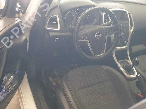 Left headlight OPEL ASTRA J Sports Tourer (P10)  | BP29907181C28