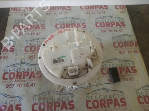 Used Fuel pump PEUGEOT 208 I (CA_, CC_) 1.2 VTI 82 (82 hp) 19555256