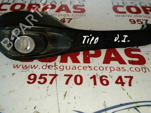 Used Front left exterior door handle FIAT TIPO (160_) [1987-1997]  19549190