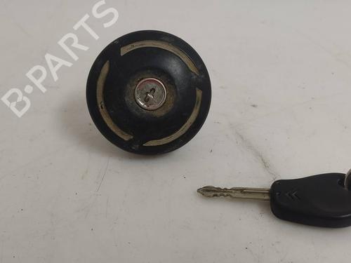 Used Fuel flap CITROËN XSARA (N1) [1997-2005]  19572393