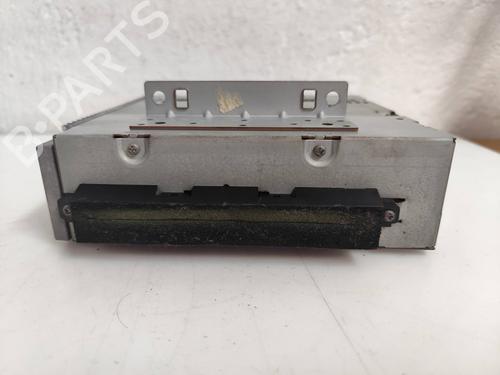 Used Radio VOLVO S40 II (544) D5 (179 hp) 27480103