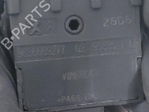 Switch PEUGEOT 5008 (0U_, 0E_) 1.6 BlueHDi 120 | BP21762949I30 