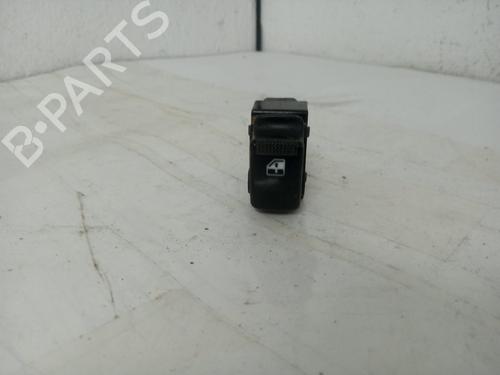 Used Left front window switch KIA SORENTO I (JC) [2002-2011]  19563576