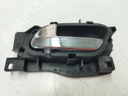 Used Rear left interior door handle PEUGEOT 407 (6D_) 1.8 (6D6FZB) (116 hp) 19563555