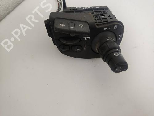 Used Steering column stalk RENAULT SCÉNIC II (JM0/1_) [2003-2010]  19567305