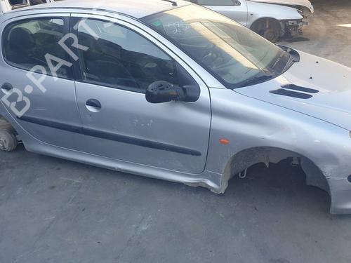 Right taillight PEUGEOT 206 Hatchback (2A/C) 1.9 D | BP25039050C35 