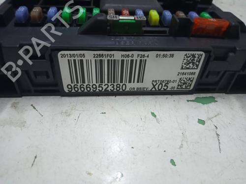 Fuse box CITROËN C3 Picasso (SH_)  | BP19561607E1 