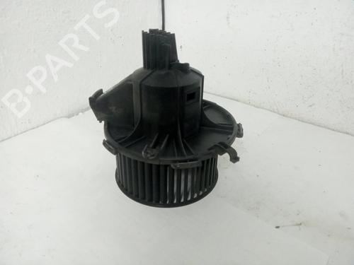 Used Heater blower motor OPEL ZAFIRA / ZAFIRA FAMILY B (A05) [2005-2019]  19563232