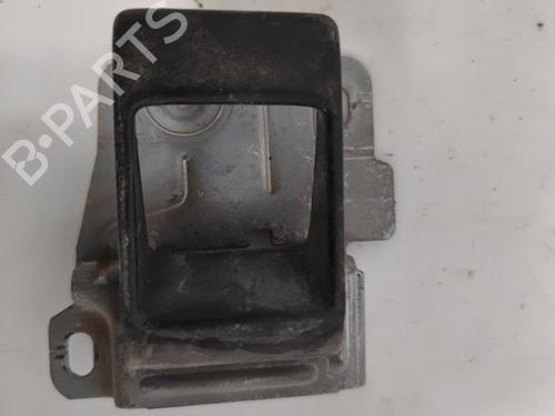 Used Front left interior door handle LAND ROVER DISCOVERY I (LJ) [1989-1998]  26565619