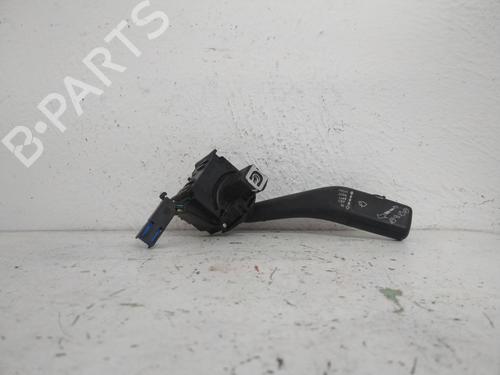 Used Steering column stalk SEAT LEON (1P1) [2005-2013]  19557138