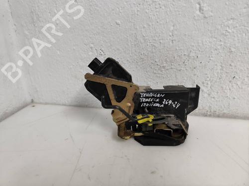 Used Rear left lock HYUNDAI TERRACAN (HP) [2001-2008]  21802957