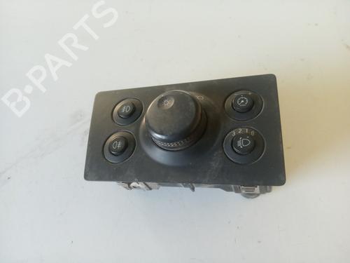 Used Headlight switch OPEL ZAFIRA / ZAFIRA FAMILY B (A05) [2005-2019]  19557950