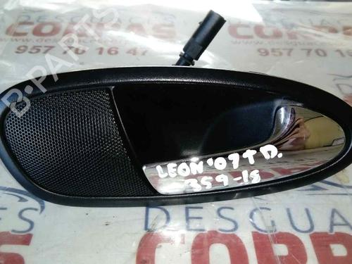 Used Rear right interior door handle SEAT LEON (1P1) [2005-2013]  19551553