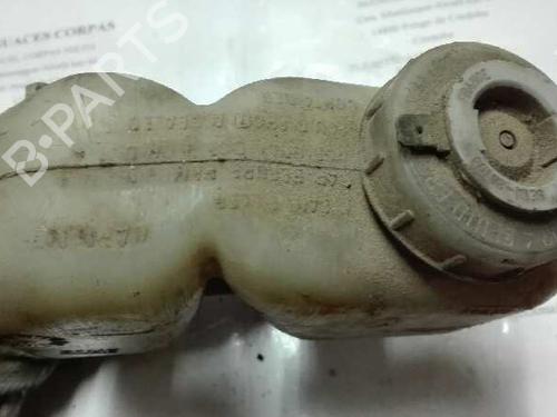 Brake master cylinder RENAULT 25 (B29_) 2.0 (B297) | BP19546389M77 