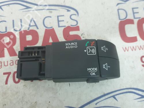 Used Steering wheel controls DACIA DUSTER (HS_) [2010-2018]  19555717