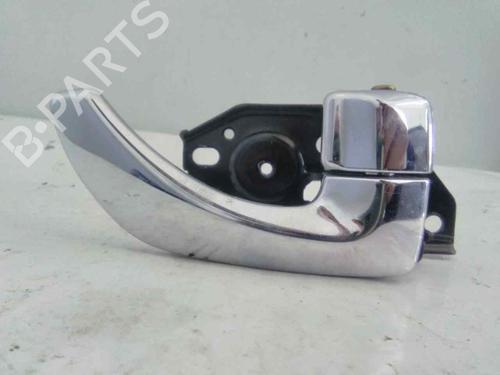 Used Front right interior door handle HYUNDAI TERRACAN (HP) 2.9 CRDi 4WD (163 hp) 19564522
