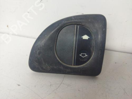 Used Right front window switch FORD TOURNEO CONNECT 1.8 TDCi (110 hp) 30759665
