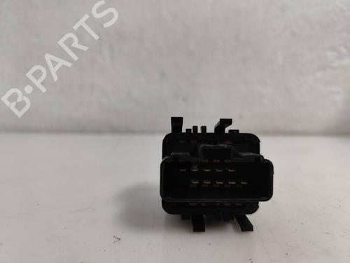 Interrupteur de vitre avant gauche RENAULT CLIO II (BB_, CB_)  | BP29548799I27 