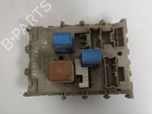 Used Fuse box NISSAN ALMERA II (N16) [2000-2025]  19570020