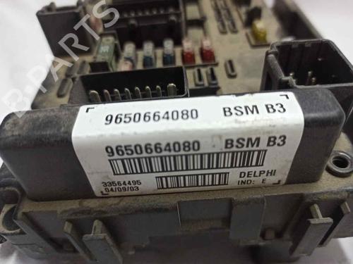 Fuse box PEUGEOT 307 Break (3E) 2.0 HDI 90 | BP19561811E1 