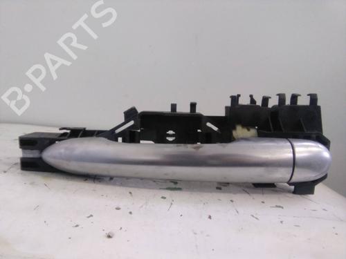 Used Front right exterior door handle RENAULT SCÉNIC II (JM0/1_) [2003-2010]  19561015
