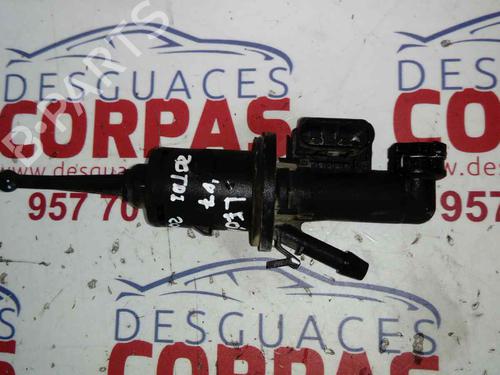 Used Clutch slave cylinder SEAT LEON (1P1) [2005-2013]  19549298