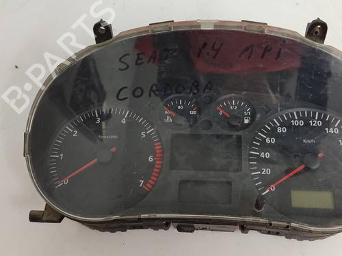 Used Instrument cluster SEAT CORDOBA (6K2) [1999-2002]  21007539