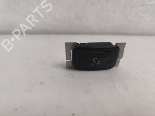 Used Switch MERCEDES-BENZ C-CLASS (W204) [2007-2015]  29399457