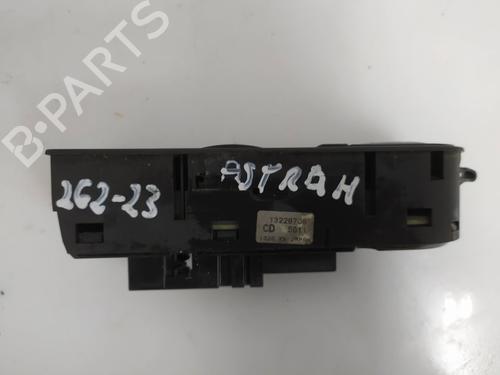 Interrupteur de vitre avant gauche OPEL ASTRA H GTC (A04)  | BP19661324I27 