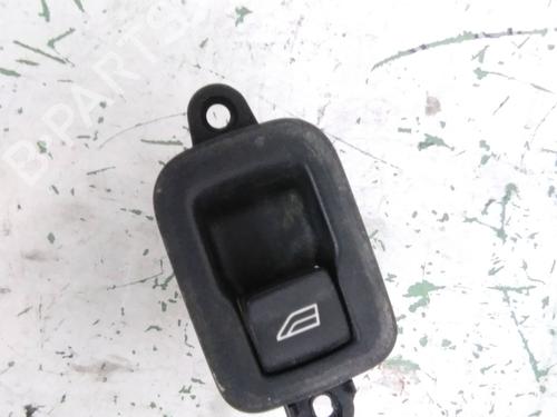 Used Right rear window switch VOLVO S40 I (644) [1995-2004]  19557477