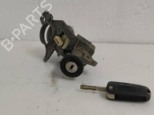 Used Ignition barrel OPEL ZAFIRA / ZAFIRA FAMILY B (A05) [2005-2019]  19916183