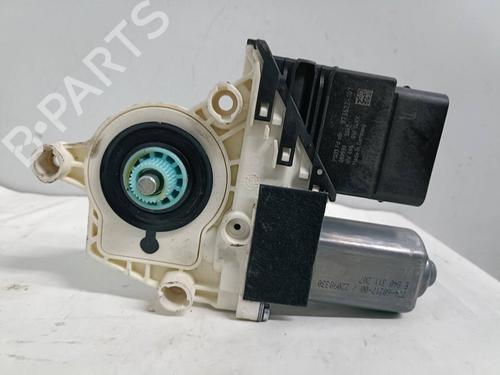 Fensterhebermotor hinten rechts für SEAT ALTEA XL (5P5, 5P8) [2006-2015]  30773658