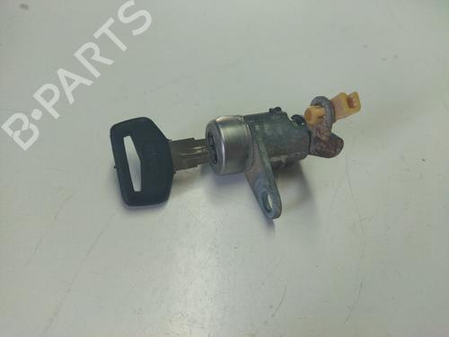 other-kia-carens-ii-mpv-fj-2002-2003-2004-2005-2006-2007-2008-2009-2010-2011-2012-2013-19562427 main image